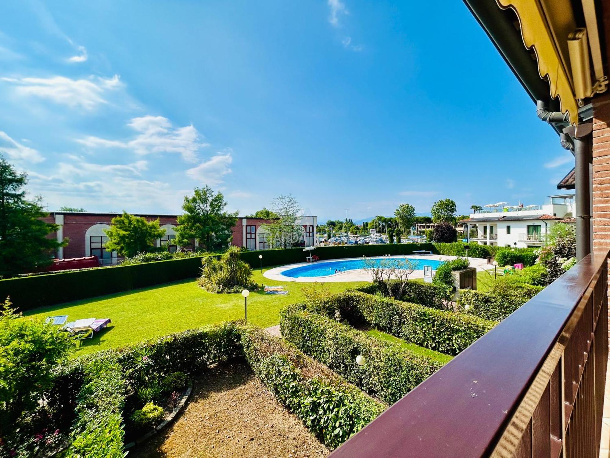 Artemide Apartment - A Soli 150M Dal Lago Di Garda ซีร์มิโอเน ภายนอก รูปภาพ